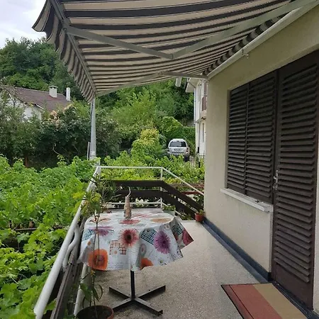 بيت ضيافة Daskalovi